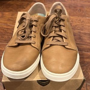 Tan Olukai tennis shoes